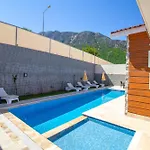 Villa Patara Infinity 3+1 Villa, Oezel Havuzlu, *